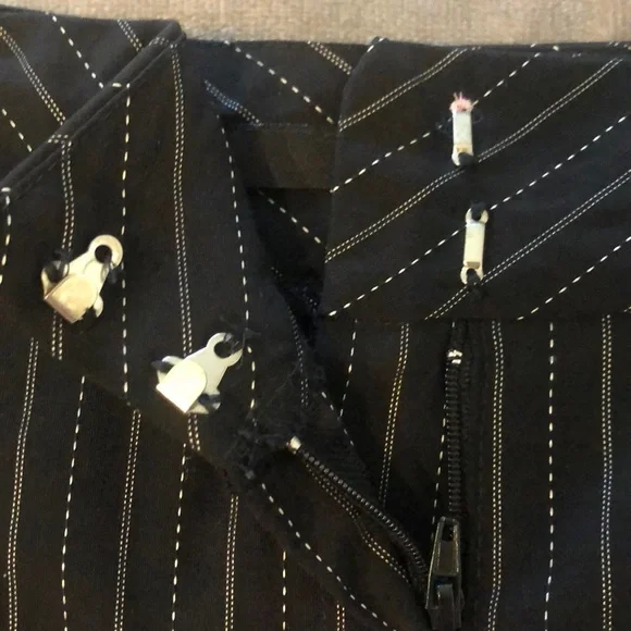 Pinstriped Pencil Skirt - Picture 4 of 5